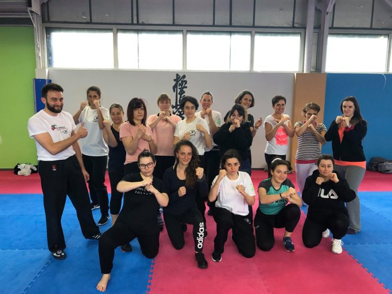Stage Krav Maga Femmes TEAM K 37 le 08/03/2020